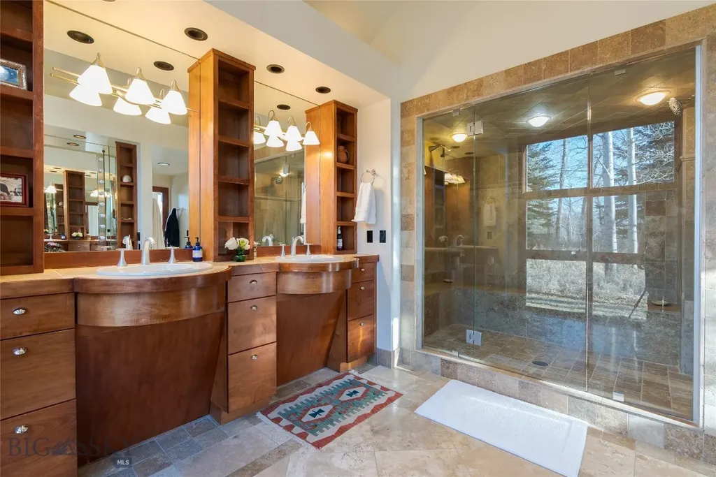 12500/12120 Axtell Gateway Road Gallatin Gateway MT 59730