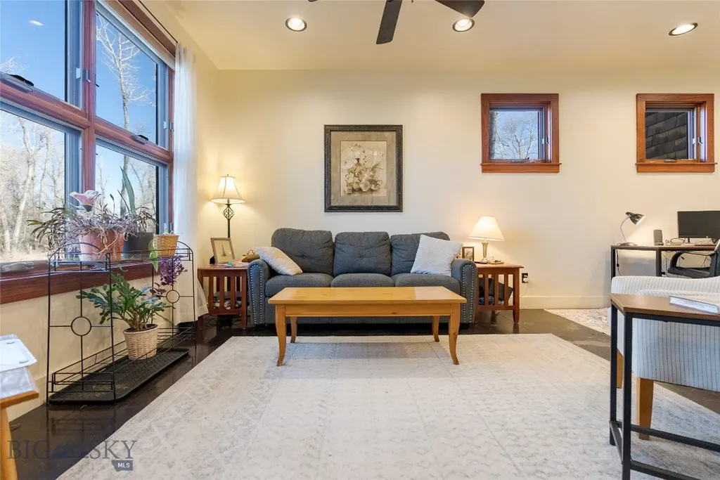 12500/12120 Axtell Gateway Road Gallatin Gateway MT 59730