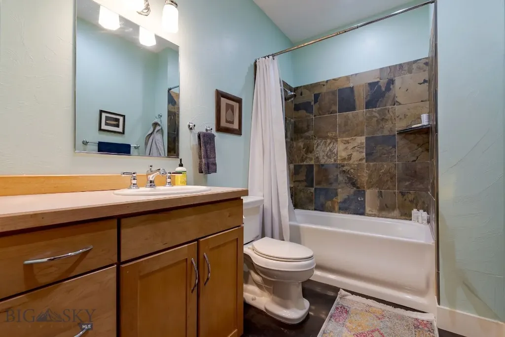12500/12120 Axtell Gateway Road Gallatin Gateway MT 59730