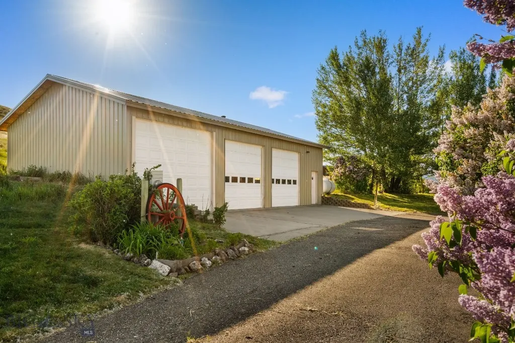5545 Us 287 Highway Mcallister MT 59740