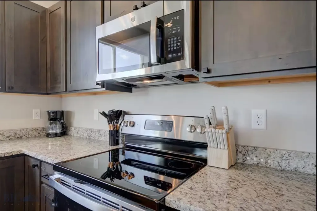 421 Otis Avenue Ennis MT 59729