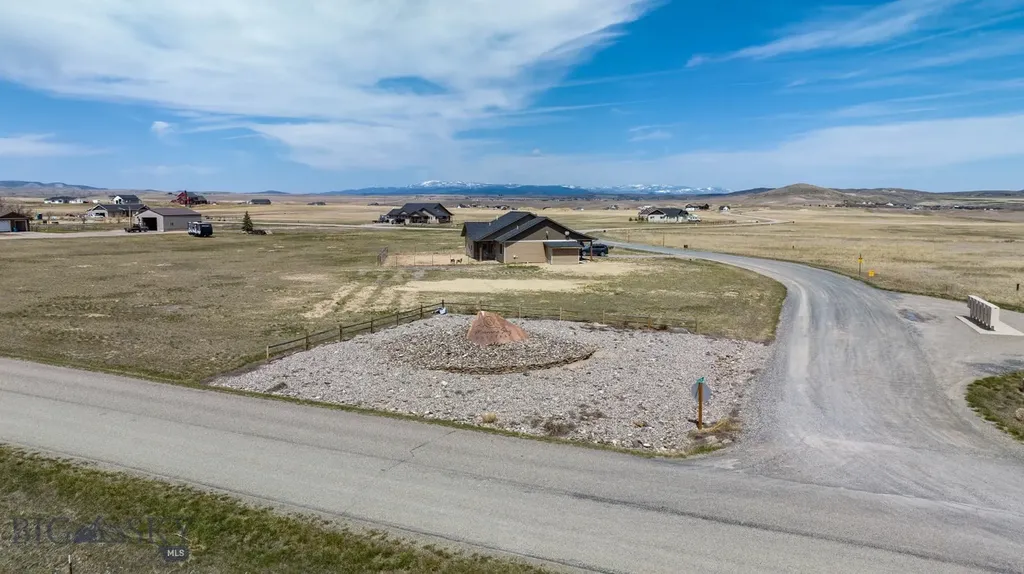 Lot 105 Aurora Loop Three Forks MT 59752