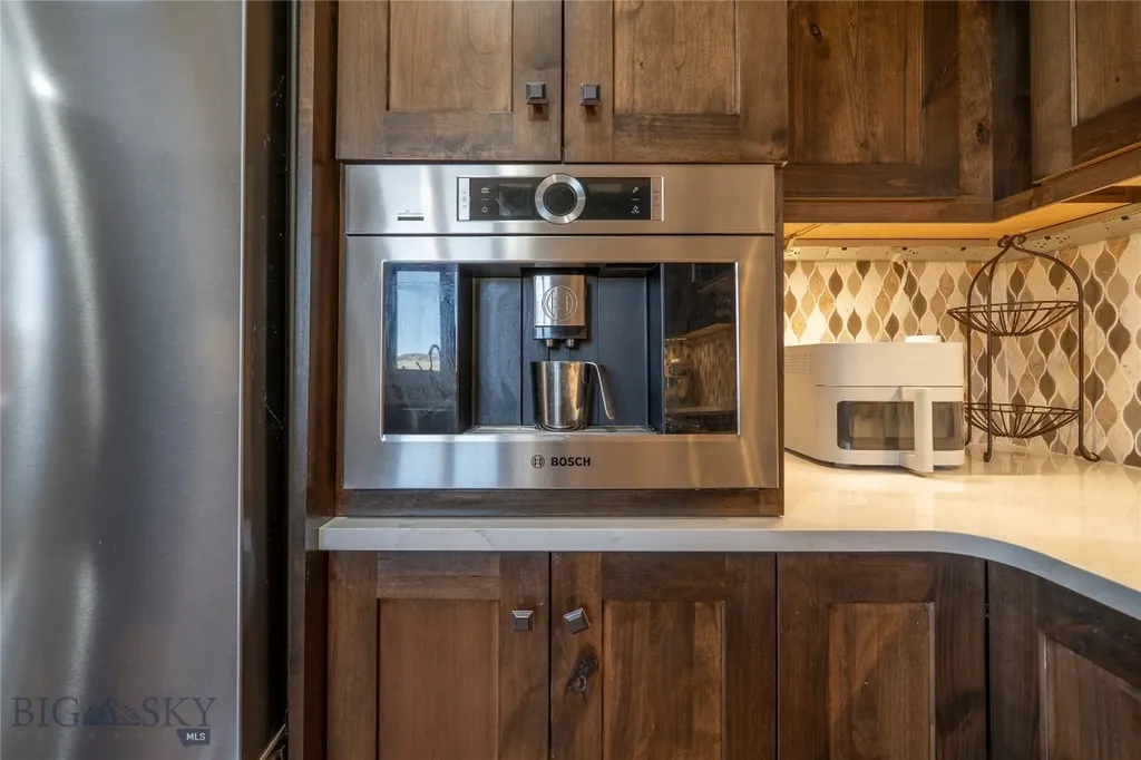 36 Kindsfather Drive Livingston MT 59047
