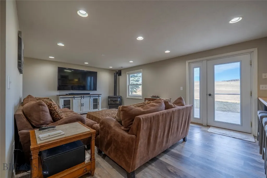 36 Kindsfather Drive Livingston MT 59047