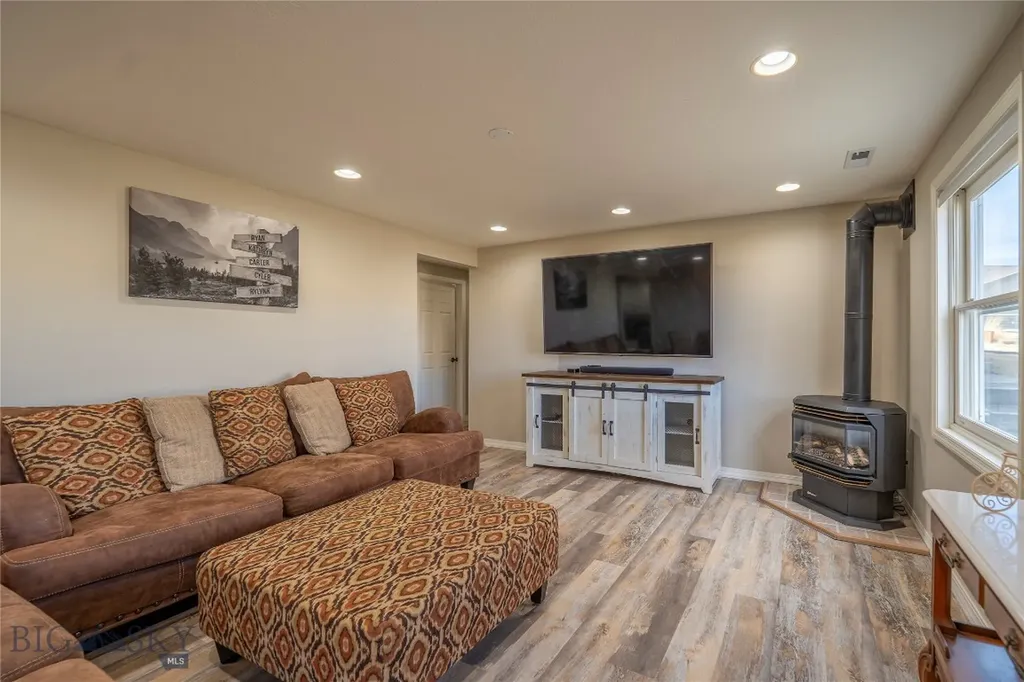36 Kindsfather Drive Livingston MT 59047