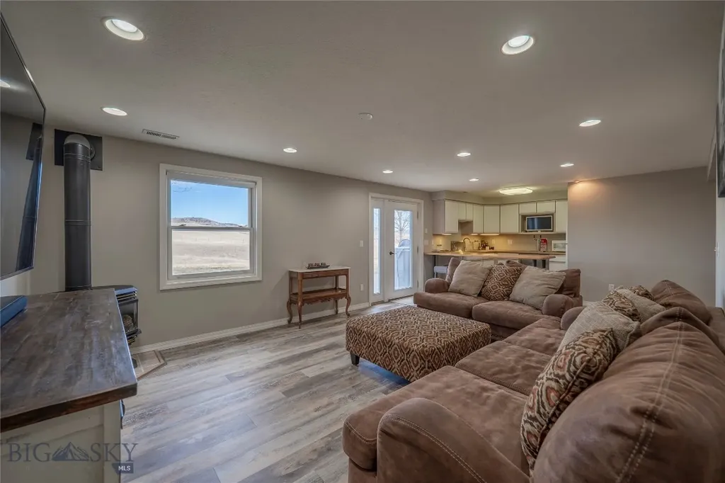 36 Kindsfather Drive Livingston MT 59047