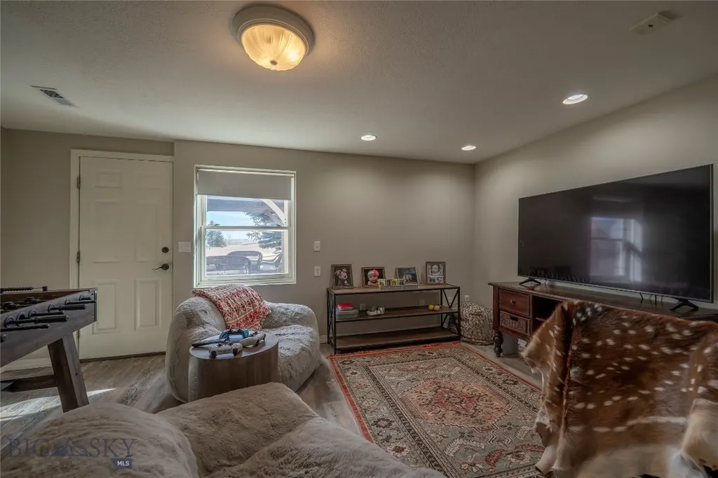 36 Kindsfather Drive Livingston MT 59047