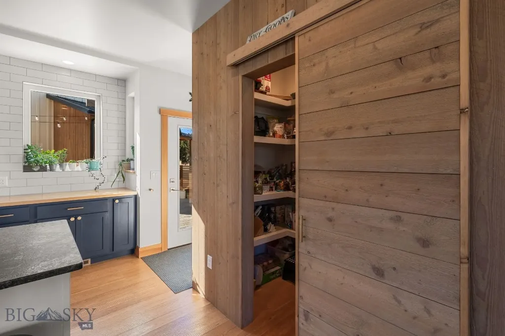 1804 Chippewa Lane Bozeman MT 59715