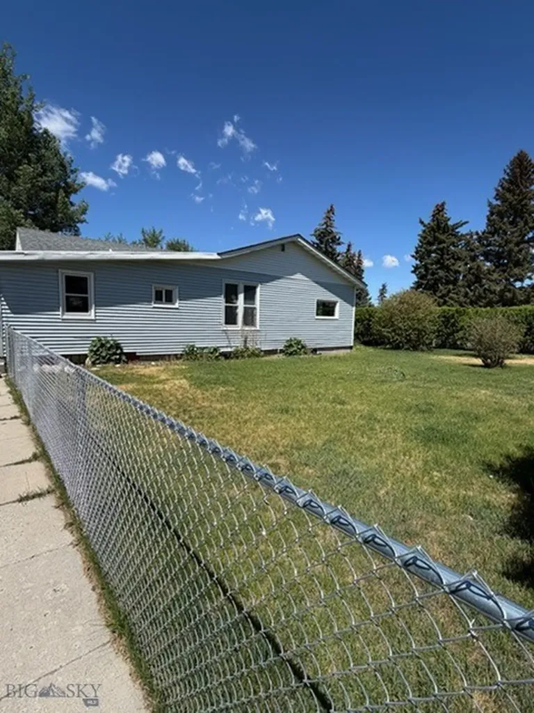 2420 Harvard Avenue Butte MT 59701