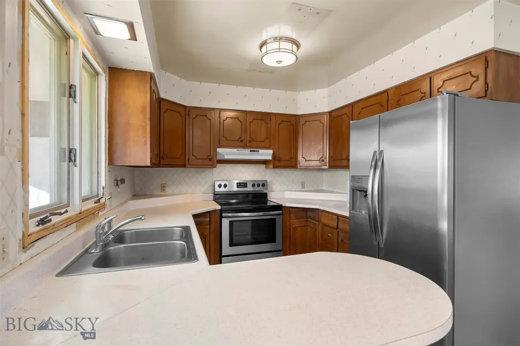104 Rocky Mountain Butte MT 59701