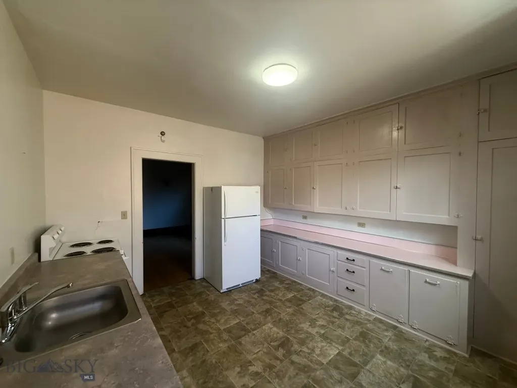 205 N Excelsior Avenue Butte MT 59701