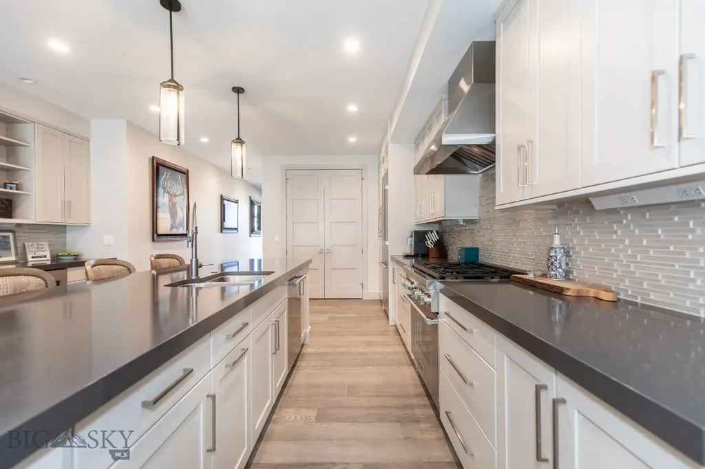 10 Caymus Lane Bozeman MT 59718