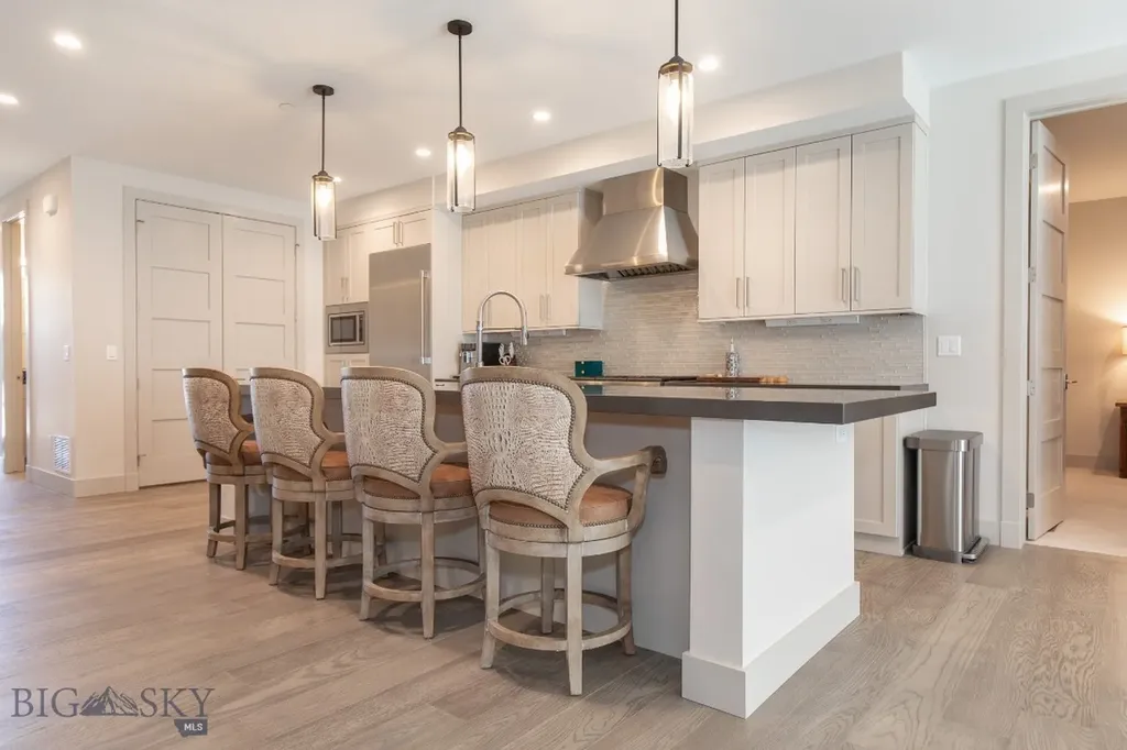 10 Caymus Lane Bozeman MT 59718