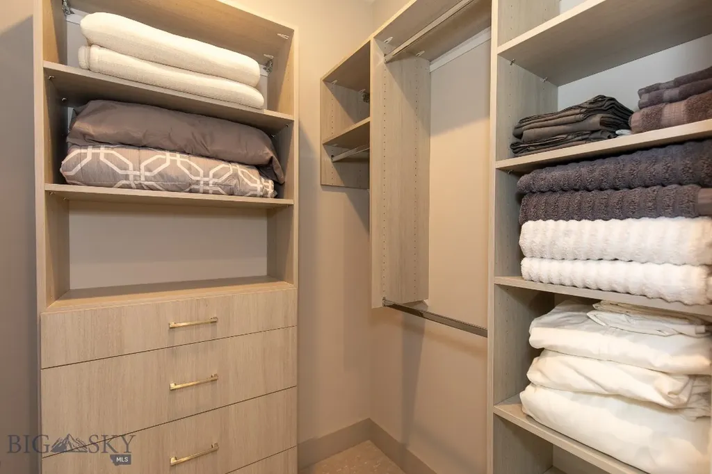 10 Caymus Lane Bozeman MT 59718