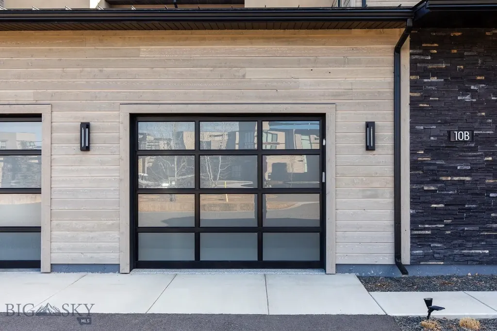 10 Caymus Lane Bozeman MT 59718