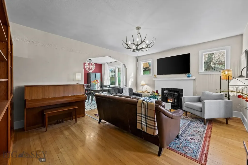 321 S 3rd Street Livingston MT 59047