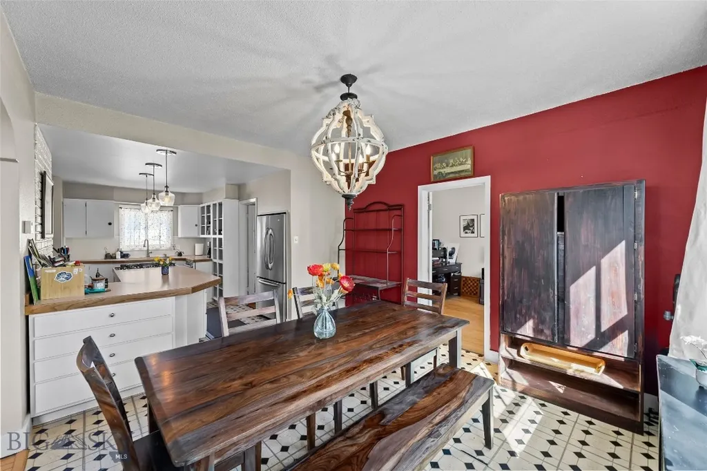 321 S 3rd Street Livingston MT 59047