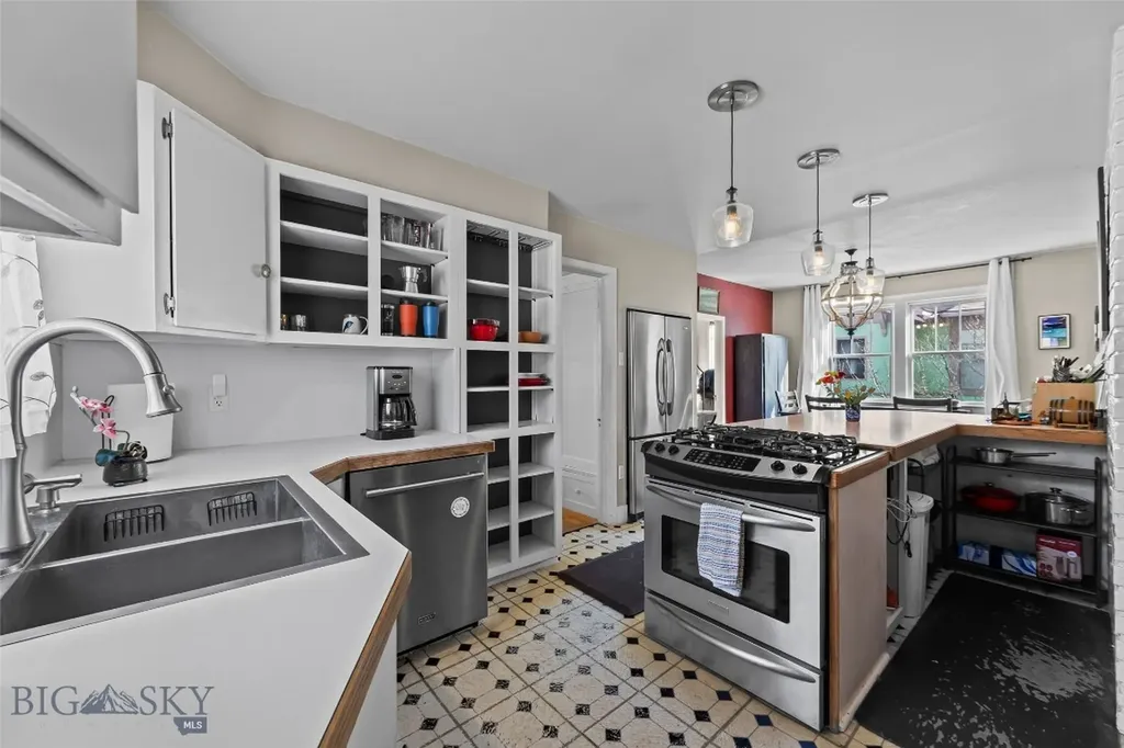 321 S 3rd Street Livingston MT 59047