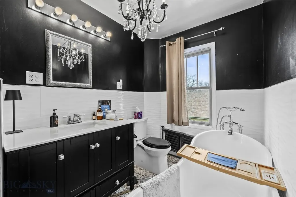 321 S 3rd Street Livingston MT 59047