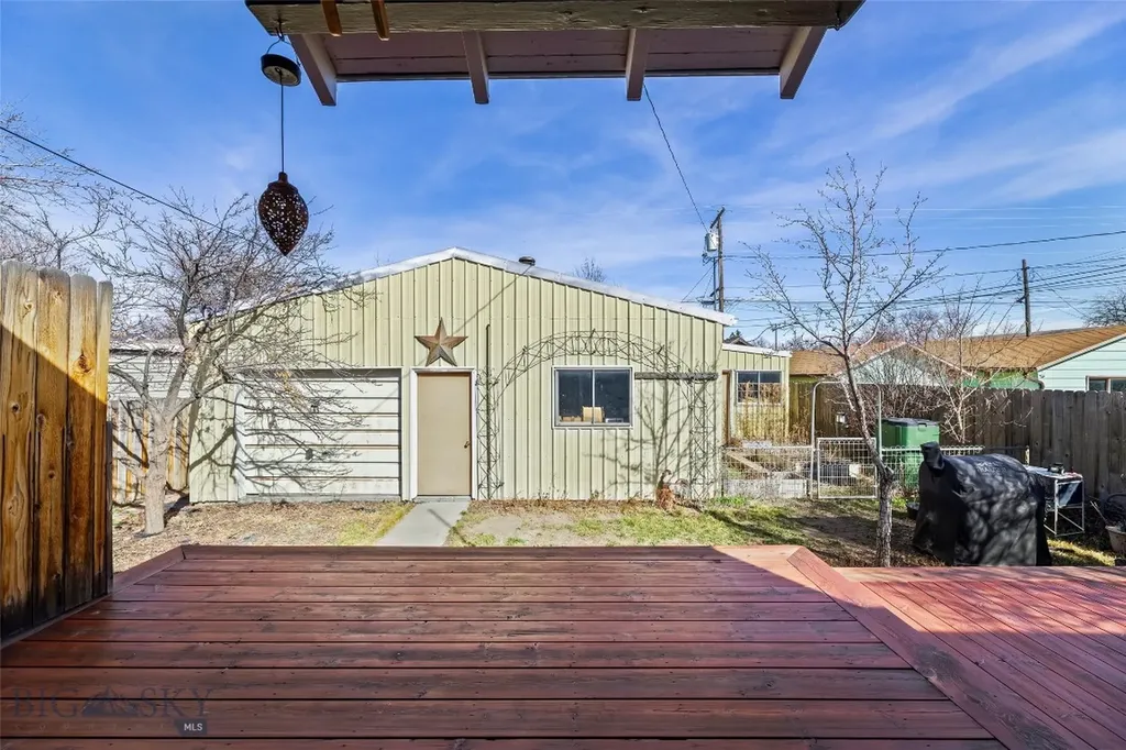 321 S 3rd Street Livingston MT 59047
