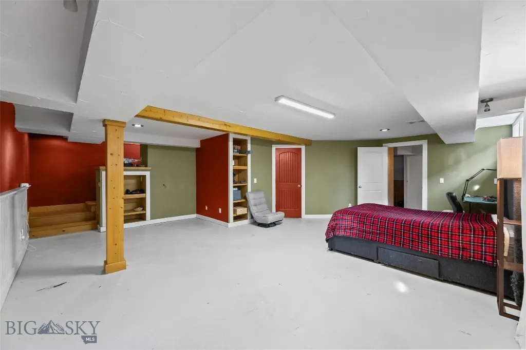 321 S 3rd Street Livingston MT 59047