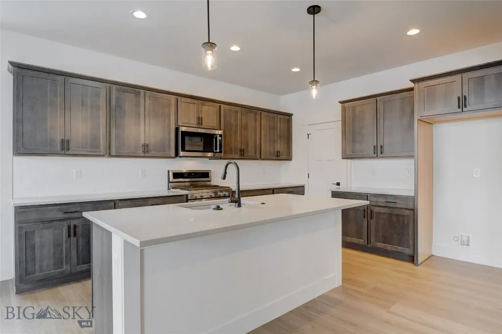 1206 Cody Drive Belgrade MT 59714