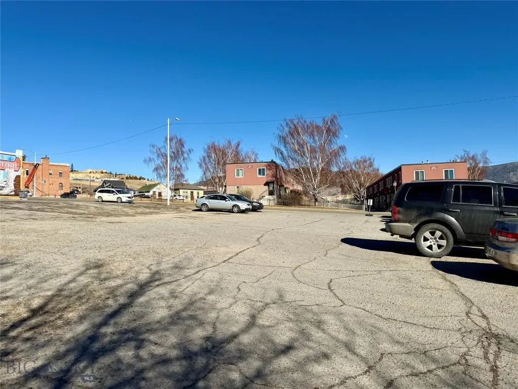 313 S Arizona Street Butte MT 59701