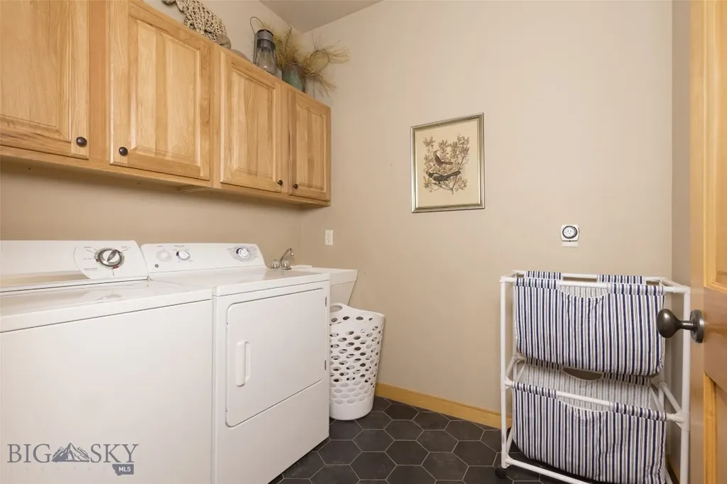 49 Bear Trap Lane Big Sky MT 59716