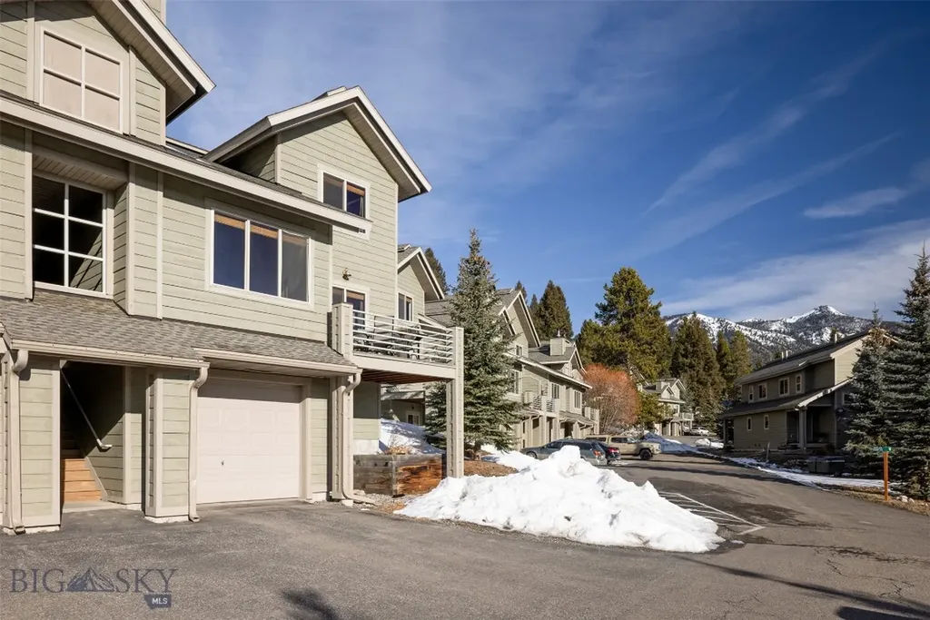 49 Bear Trap Lane Big Sky MT 59716