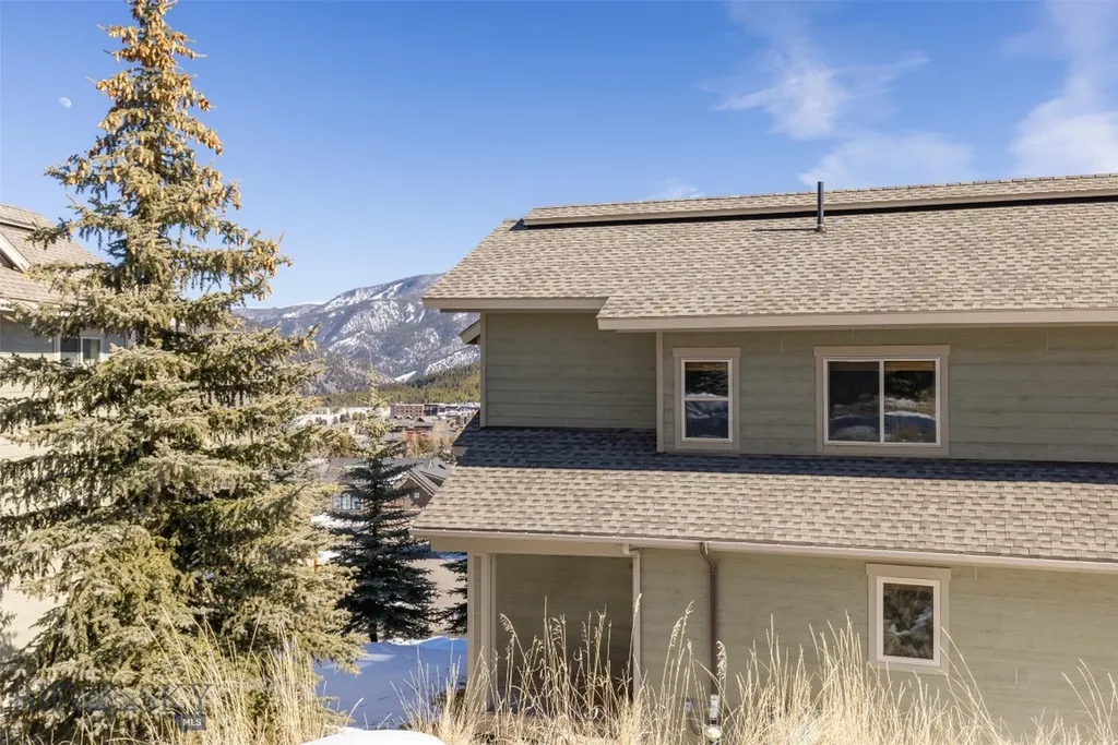 49 Bear Trap Lane Big Sky MT 59716