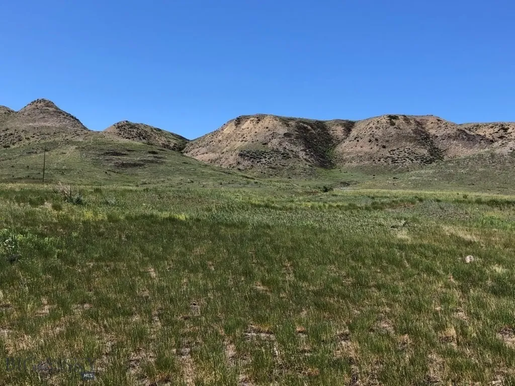 18 Vernon Road Highwood MT 59450