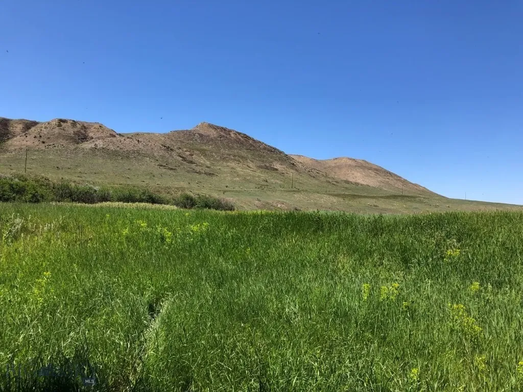 18 Vernon Road Highwood MT 59450