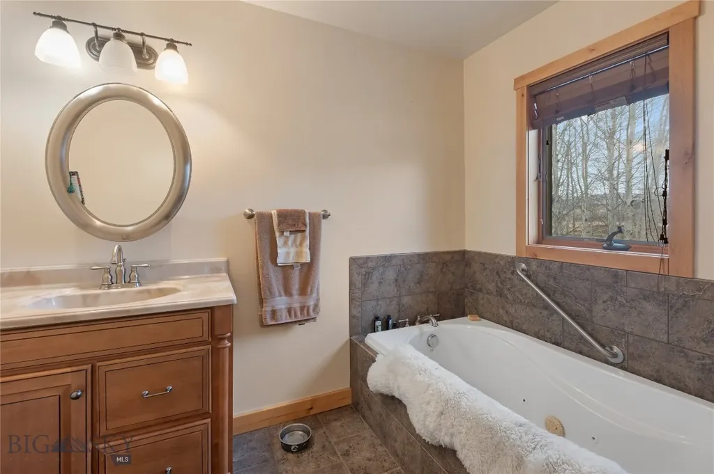 380 Albro Lane Willow Creek MT 59760