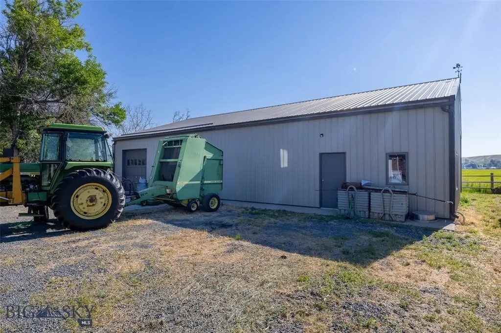 380 Albro Lane Willow Creek MT 59760