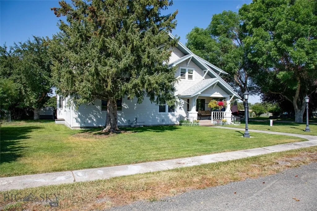 204 Boundary Street Sheridan MT 59749