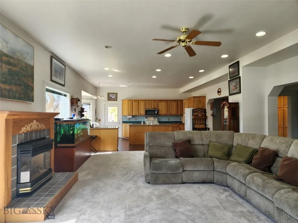 204 Boundary Street Sheridan MT 59749