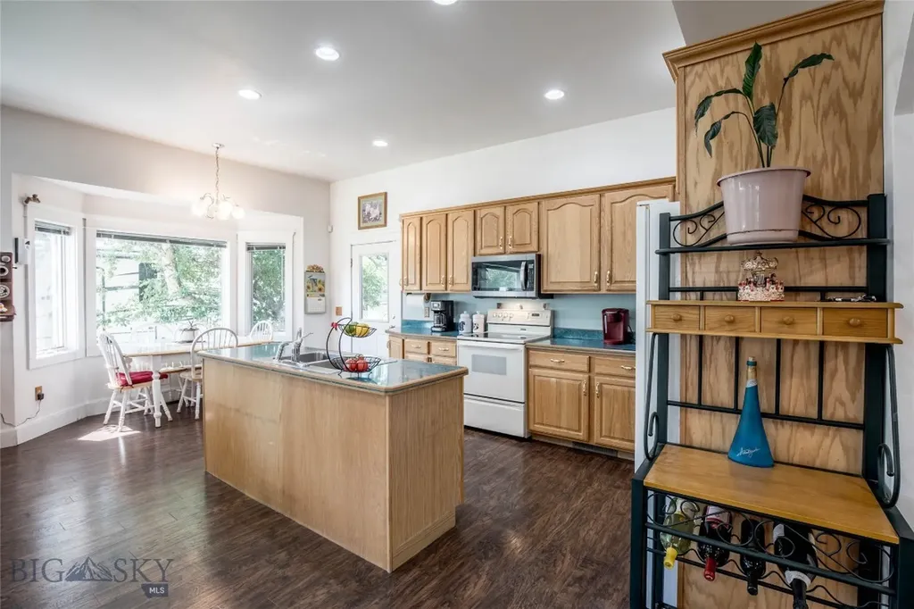 204 Boundary Street Sheridan MT 59749