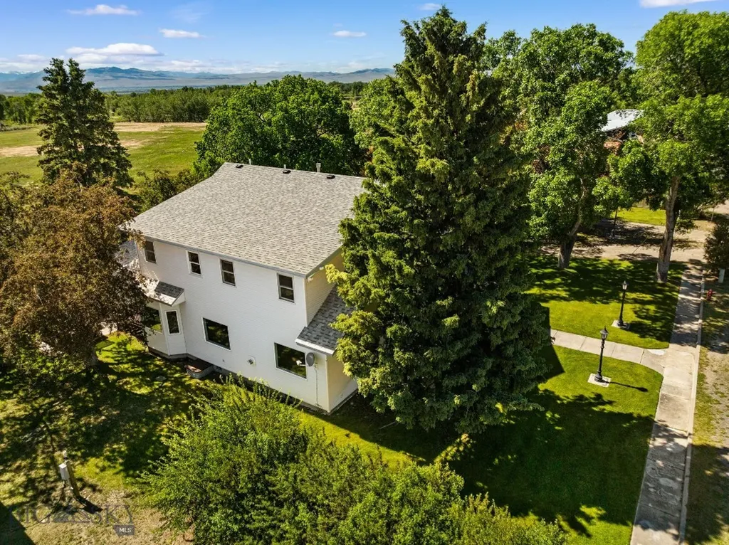 204 Boundary Street Sheridan MT 59749