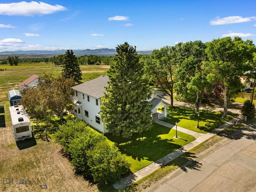 204 Boundary Street Sheridan MT 59749