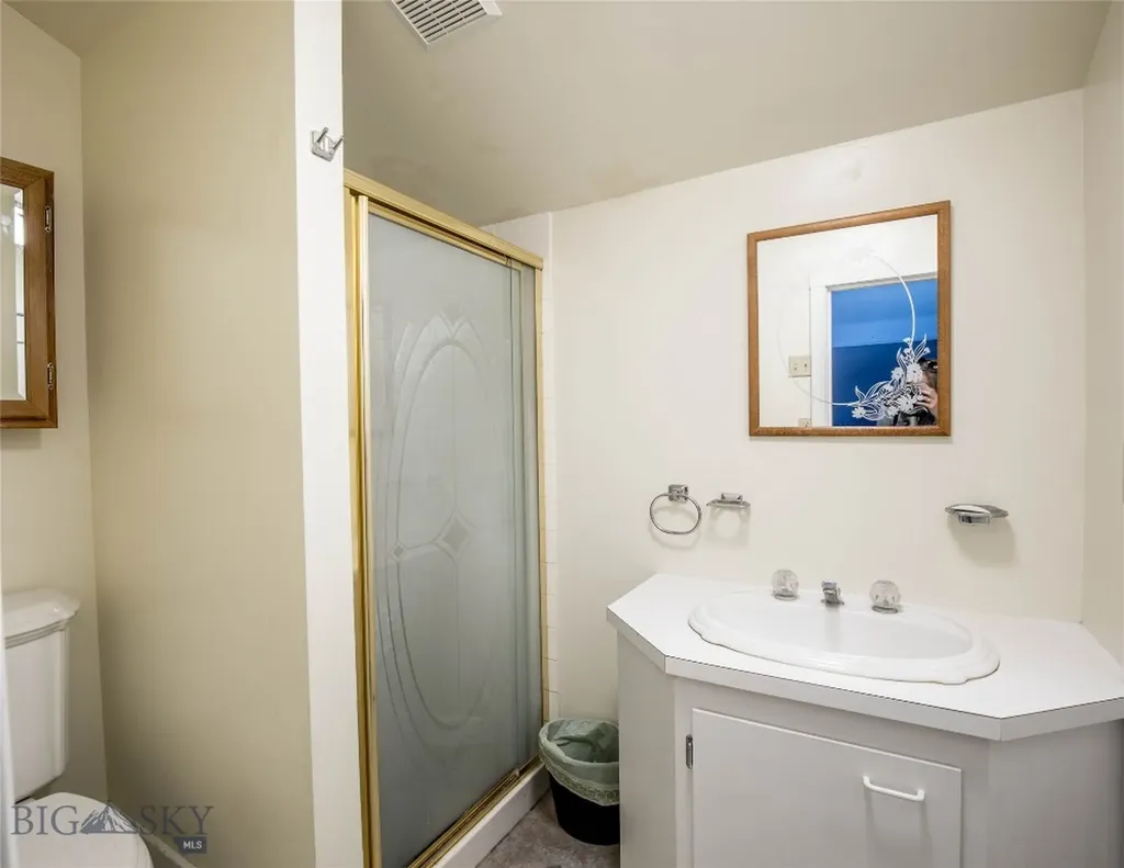 204 Boundary Street Sheridan MT 59749