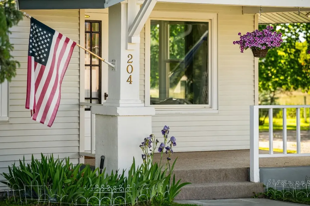 204 Boundary Street Sheridan MT 59749