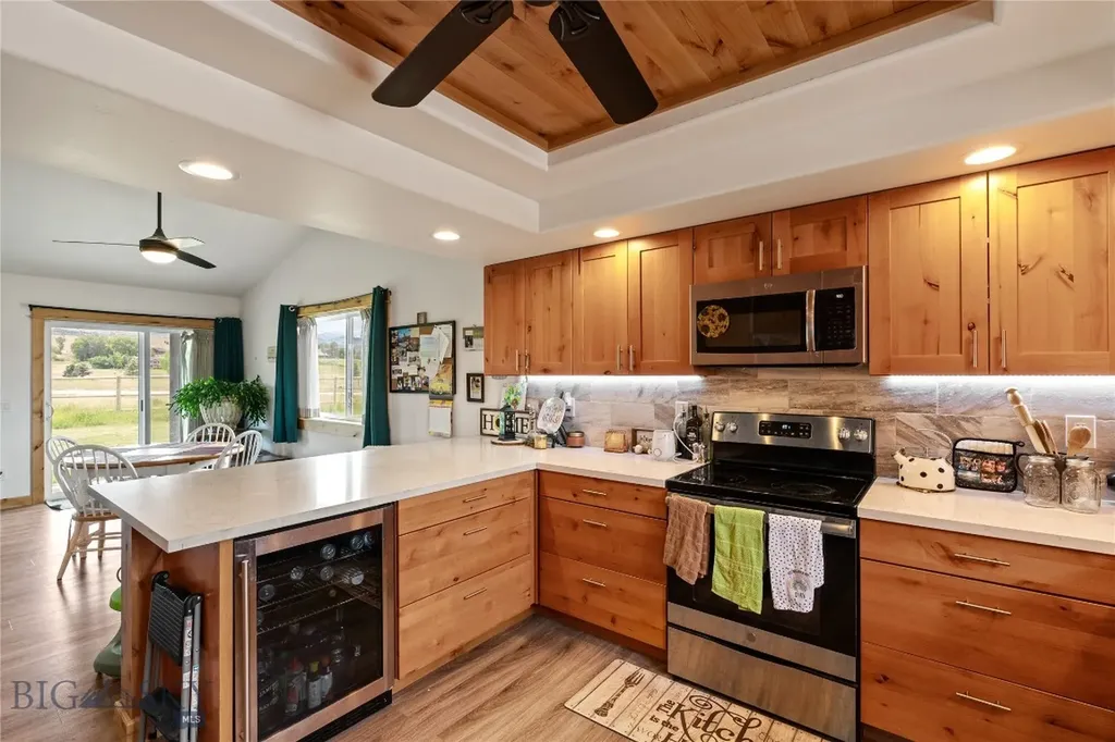15 Sky View Ennis MT 59729