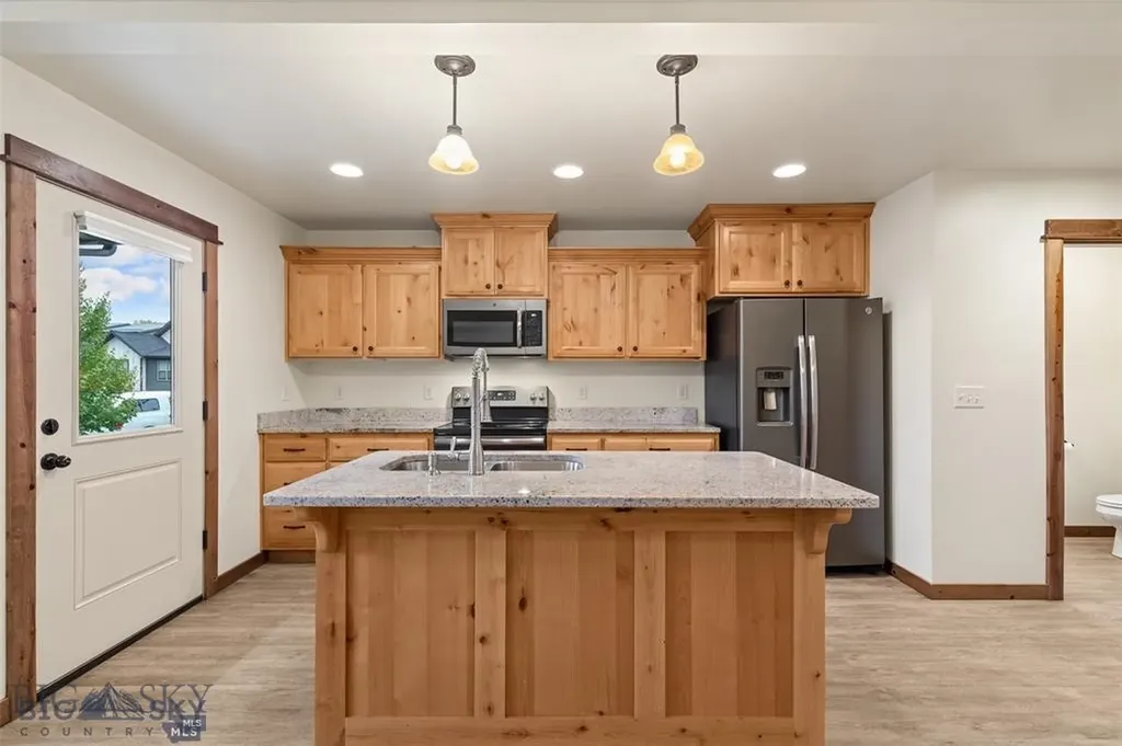 3241 Fen Way Bozeman MT 59718
