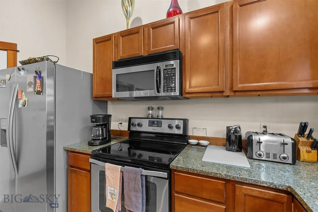 325 Cedar Wood Circle Bozeman MT 59718