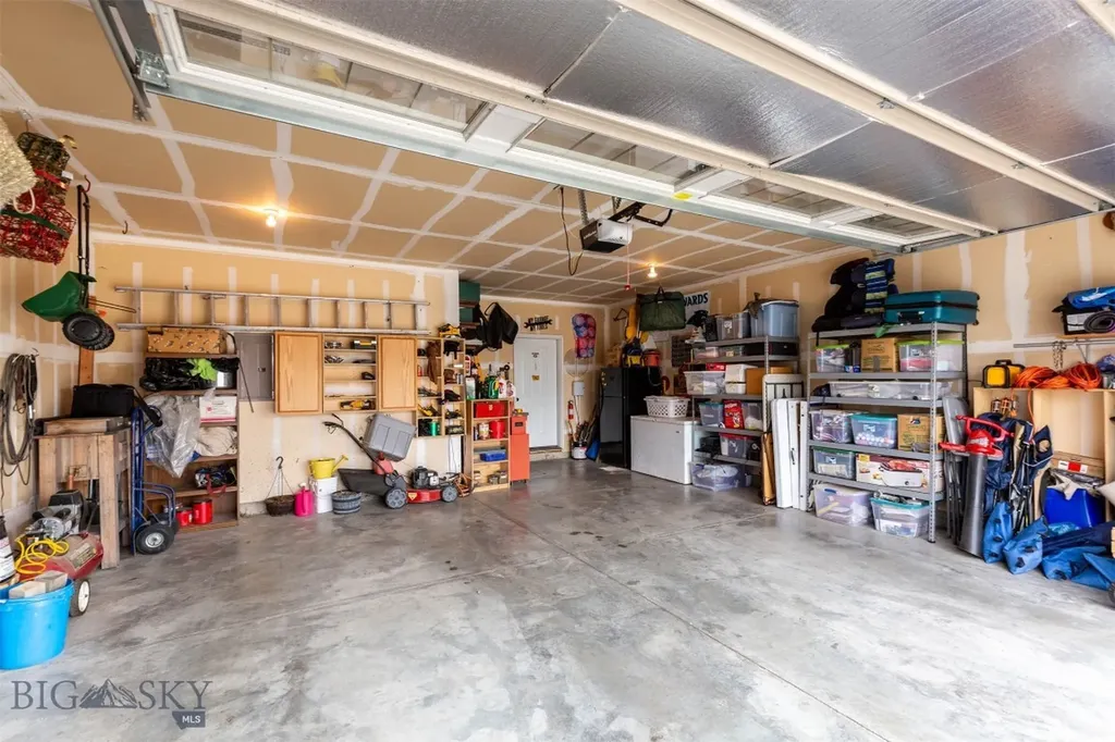 325 Cedar Wood Circle Bozeman MT 59718