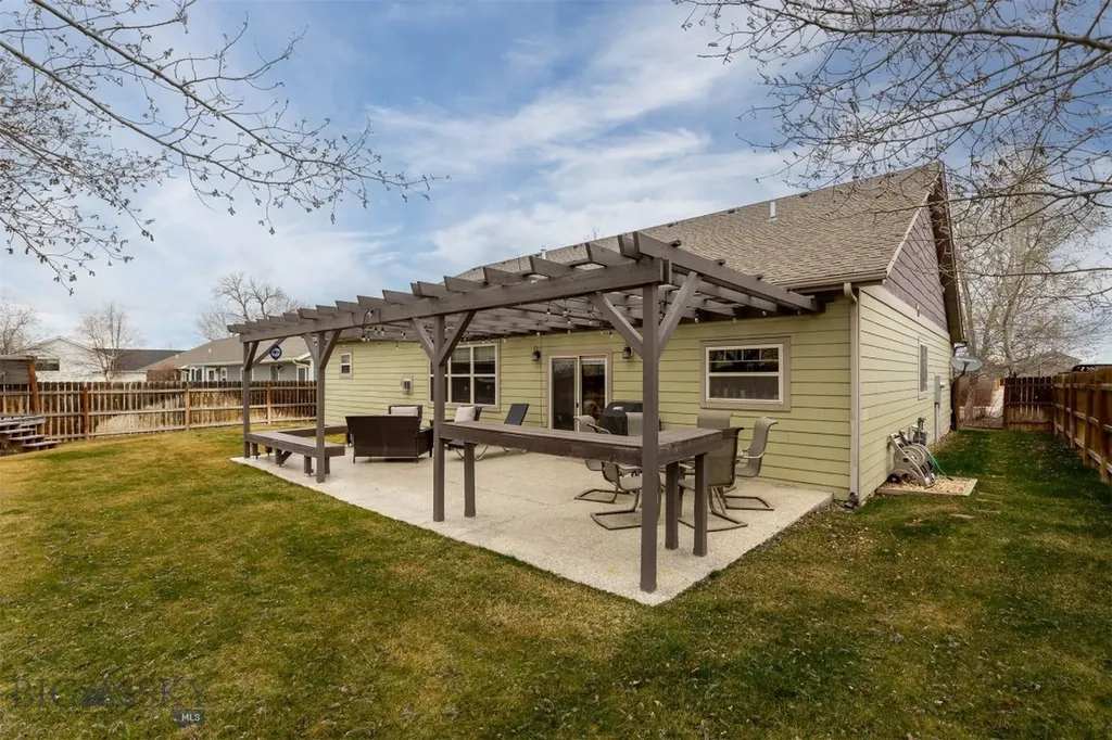 325 Cedar Wood Circle Bozeman MT 59718