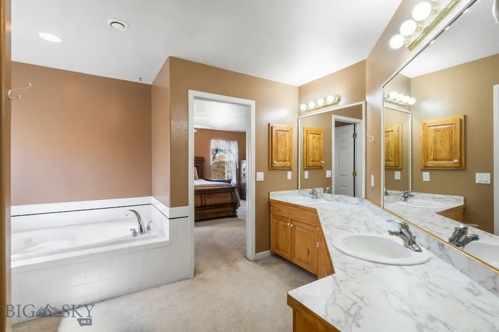 7055 Skylark Drive Manhattan MT 59741