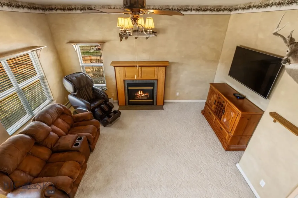 7055 Skylark Drive Manhattan MT 59741