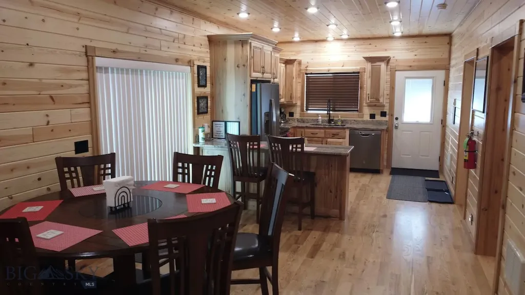 19 N Iris West Yellowstone MT 59758