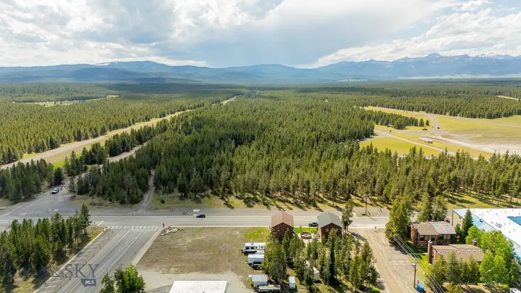 19 N Iris West Yellowstone MT 59758